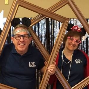 Meet your Posher, Art